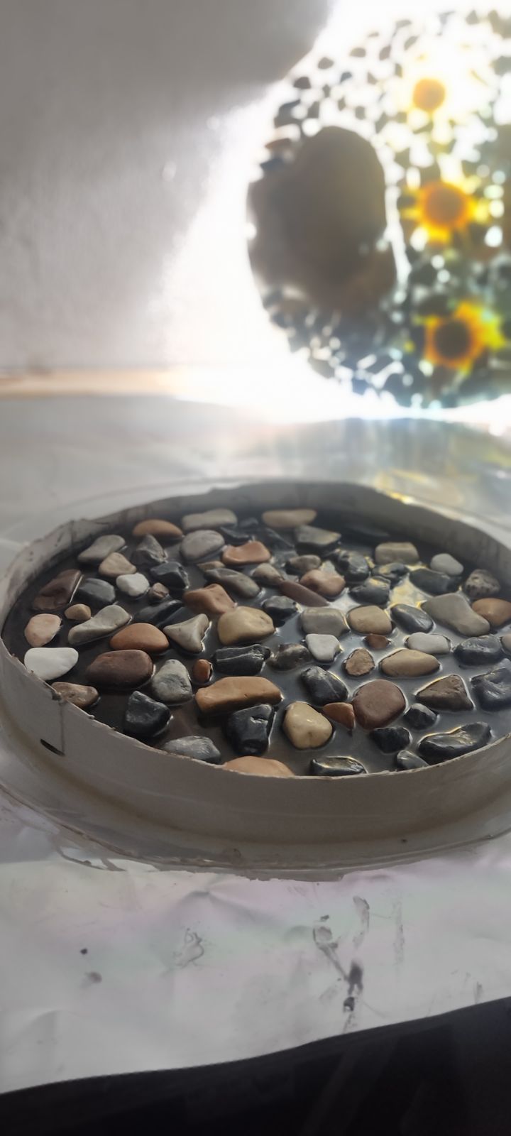 Bois et résine — contrastes de matières